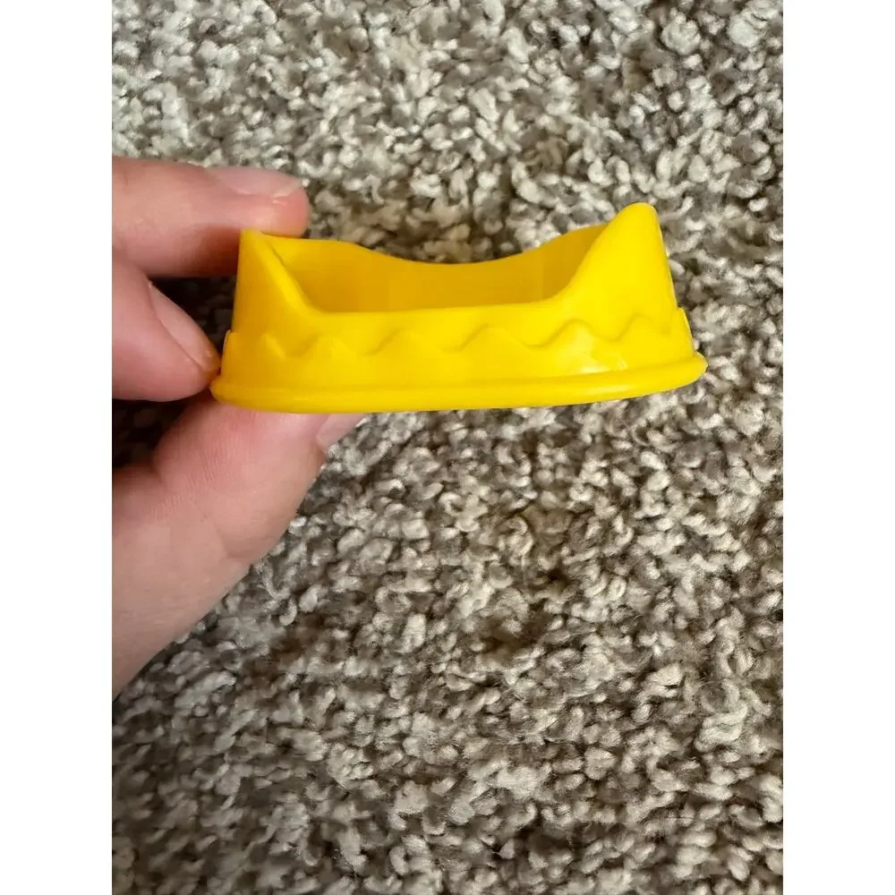 Barbie Dreamhouse Yellow Pet Bed Replacement Accessory Plastic Dog Cat Bed DVX60
